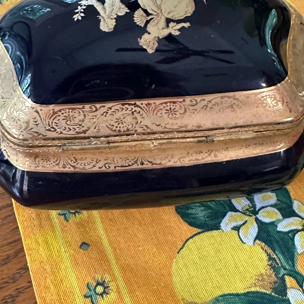Gorgeous Limoges Cobalt Blue 22K Gold Trinket Box Hinged Lid Courting Couple